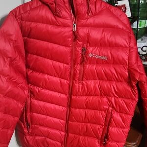 #62...Columbia Red Quilted Omni-Heat Sportswear Jacket...Medium